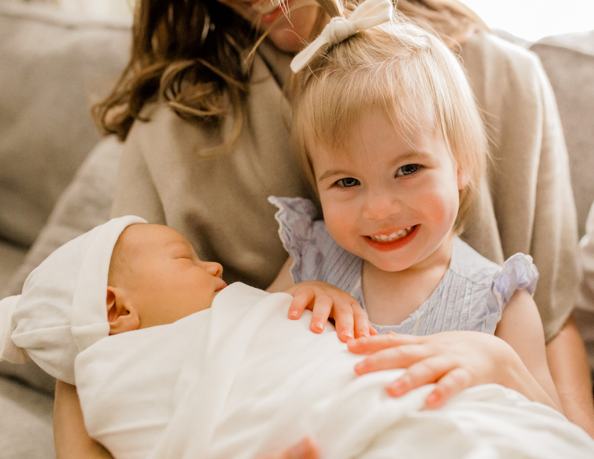 Newborn Photography| Moments by Wendy| Shorewood Newborn Photography